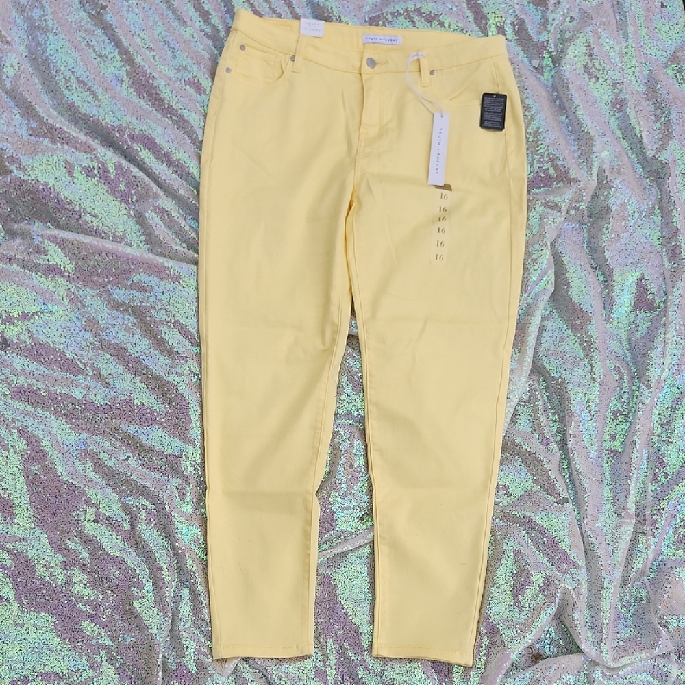 Truth & Theory Super Soft Stretch Skinny Pants NWT